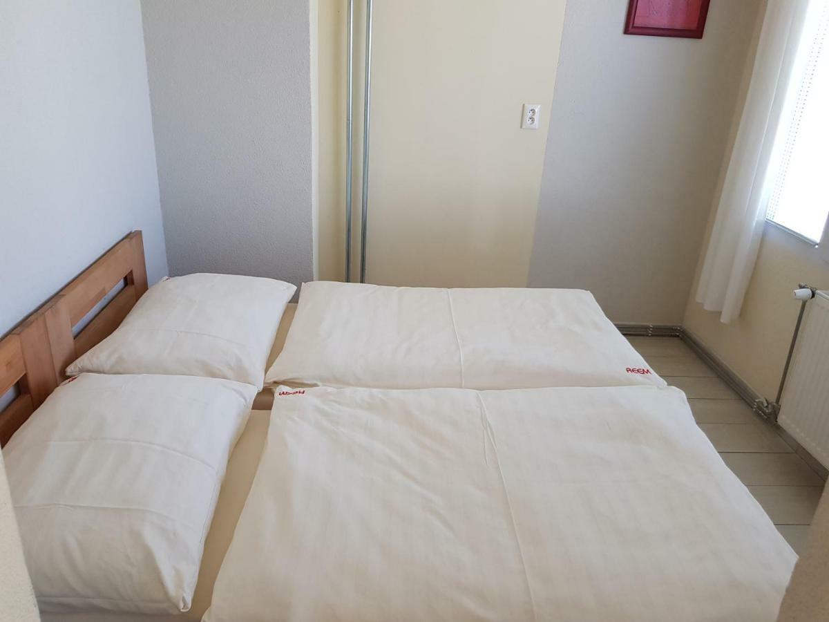 Country House Reem Pommeuse Esterno foto