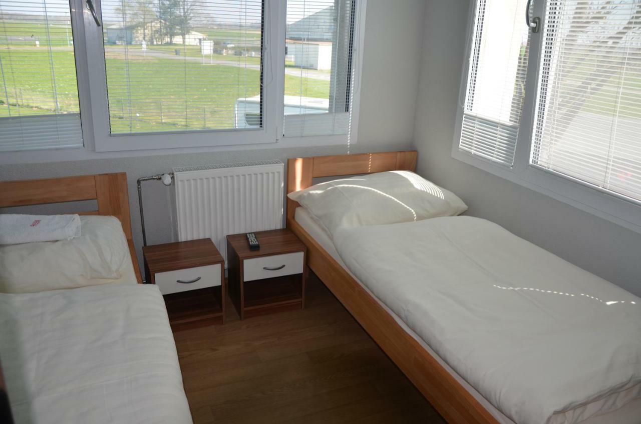 Country House Reem Pommeuse Esterno foto